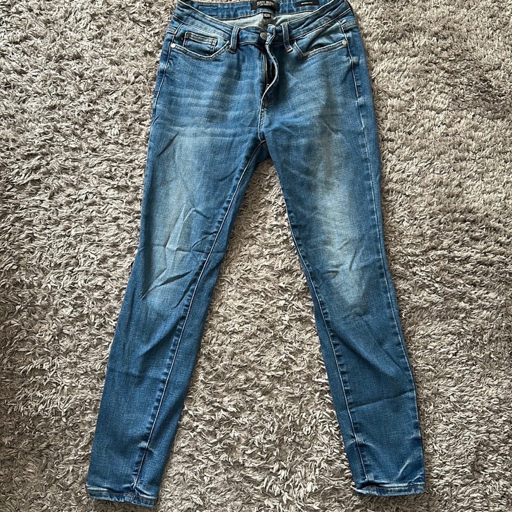 Judy Blues size 11/30 non distressed